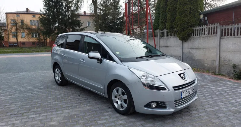 świętokrzyskie Peugeot 5008 cena 27900 przebieg: 182000, rok produkcji 2013 z Jędrzejów